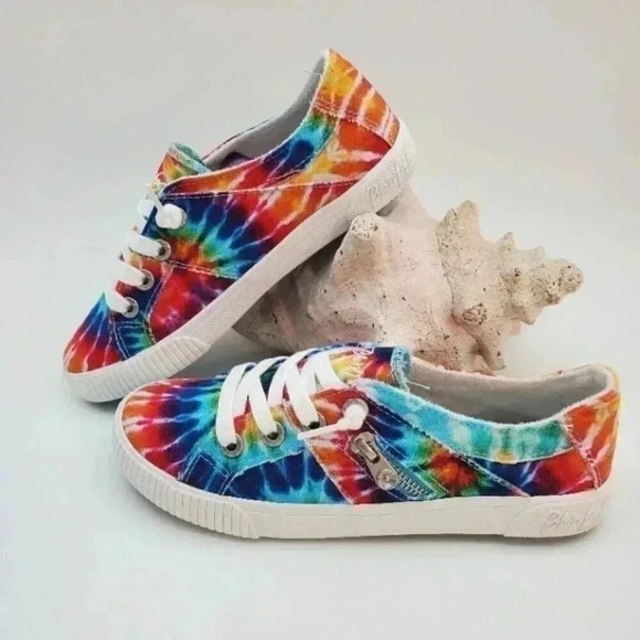 BUY ONE GET ONE FREE Blowfish Fruit Slip On Sneaker Rainbow Tie-Dye Size 6.5 - Picture 3 of 6
